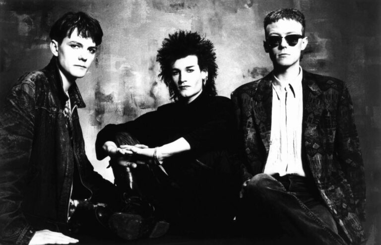 SPIN: Love And Rockets